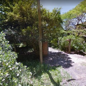 Terreno com casa em alvenaria, em Viamão-RS
